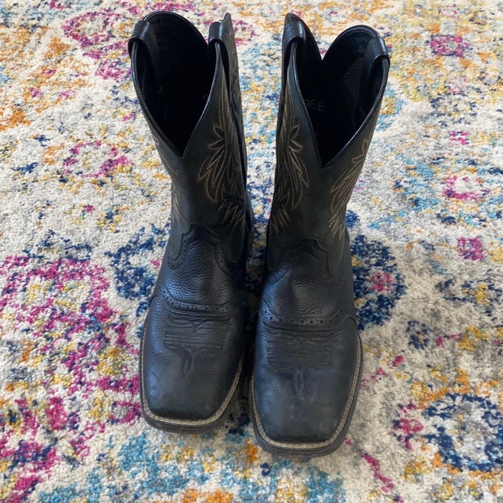 Ariat boots Size 9EE